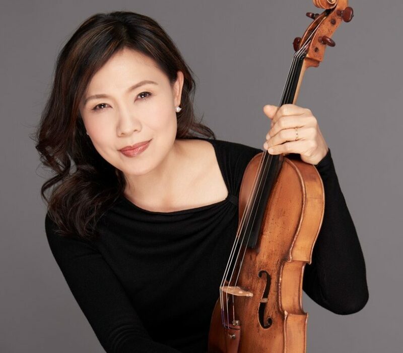 Violist Hsin-Yun Huang