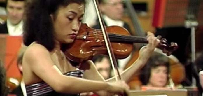 Kyung Wha Chung Walton Violin Concerto Cover