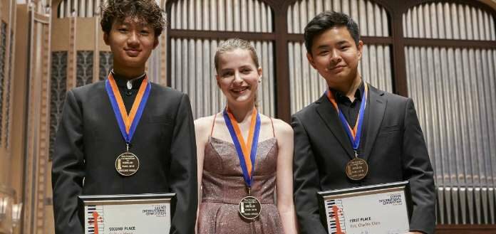 Prizes Awarded at Oberlin’s Cooper International Violin Competition - image attachment