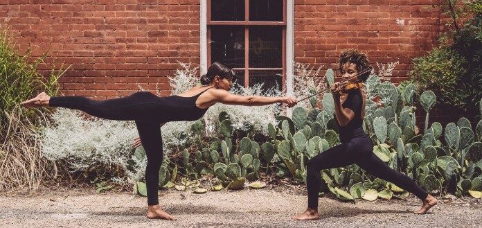 VC WELLNESS | Violinists Elena Urioste & Melissa White - 10 Essential Stretches for Musicians [ADVICE] - image attachment