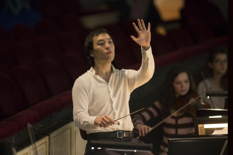 Conductor Min Chung Signs with New Management - image attachment