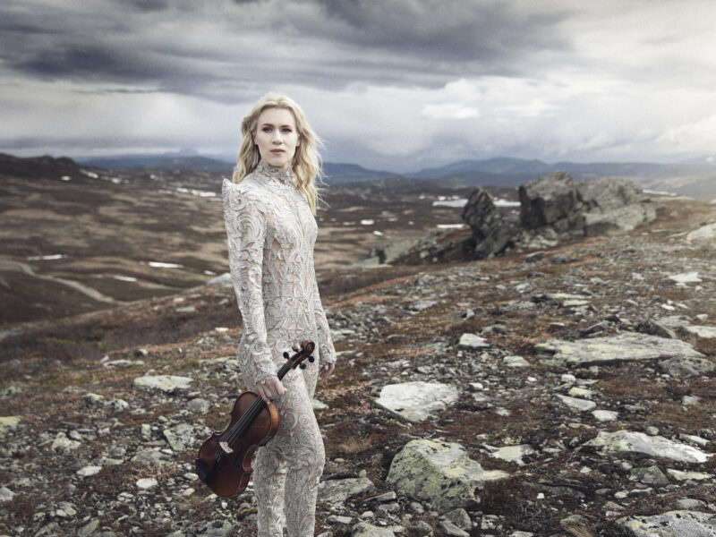 Violinist Eldbjørg Hemsing Signs with Sony Classical - image attachment