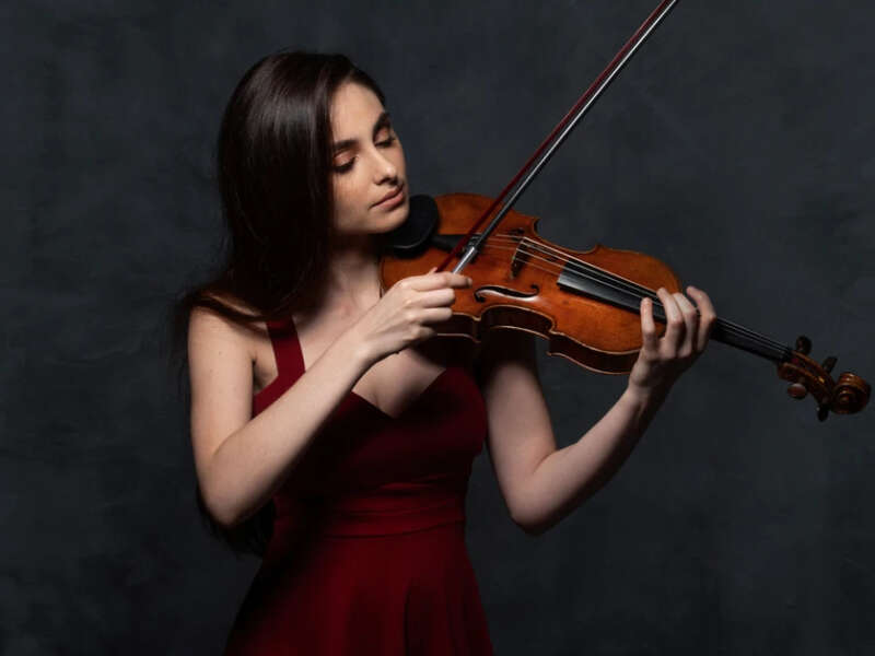 Esther Abrami